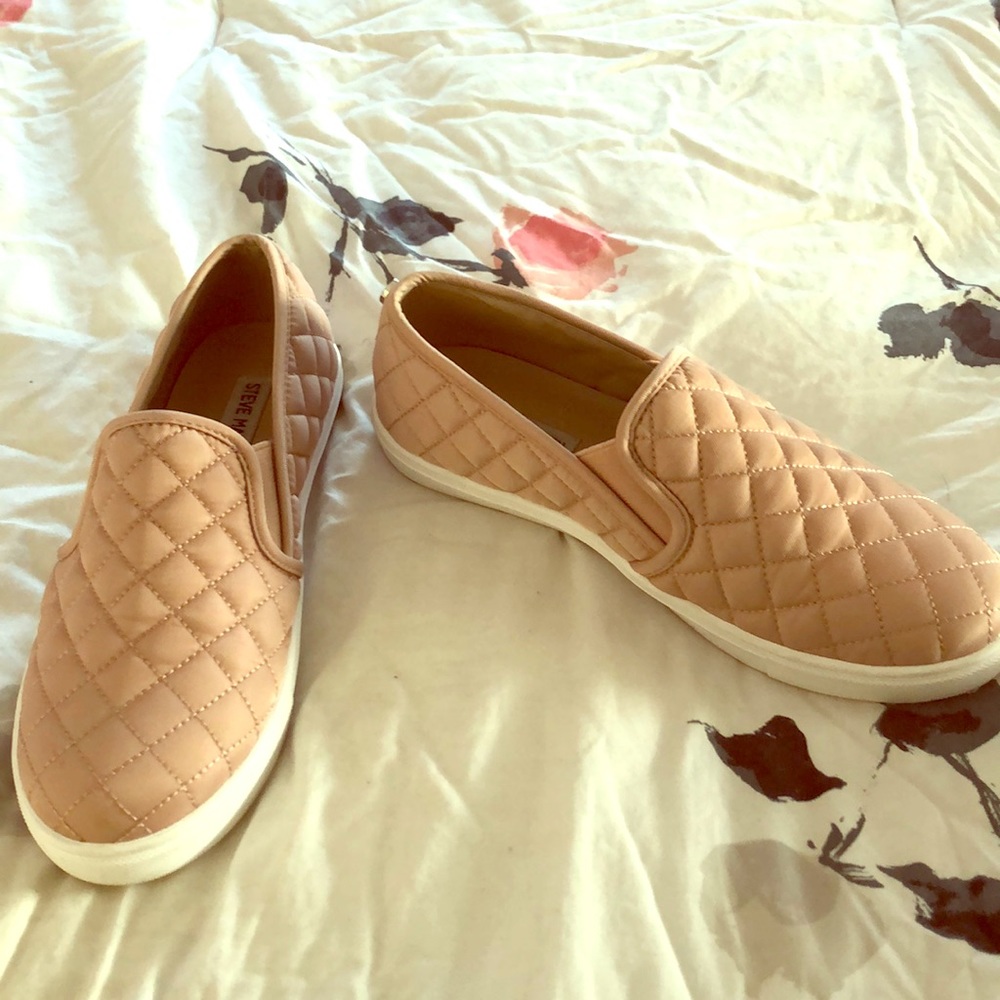 Steve Madden Slip-ons